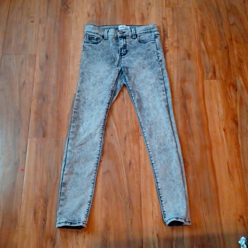 skinny jeans